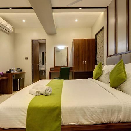 Magnus Fortune House Business Hotel , Magarpatta Mundhwa Exterior photo