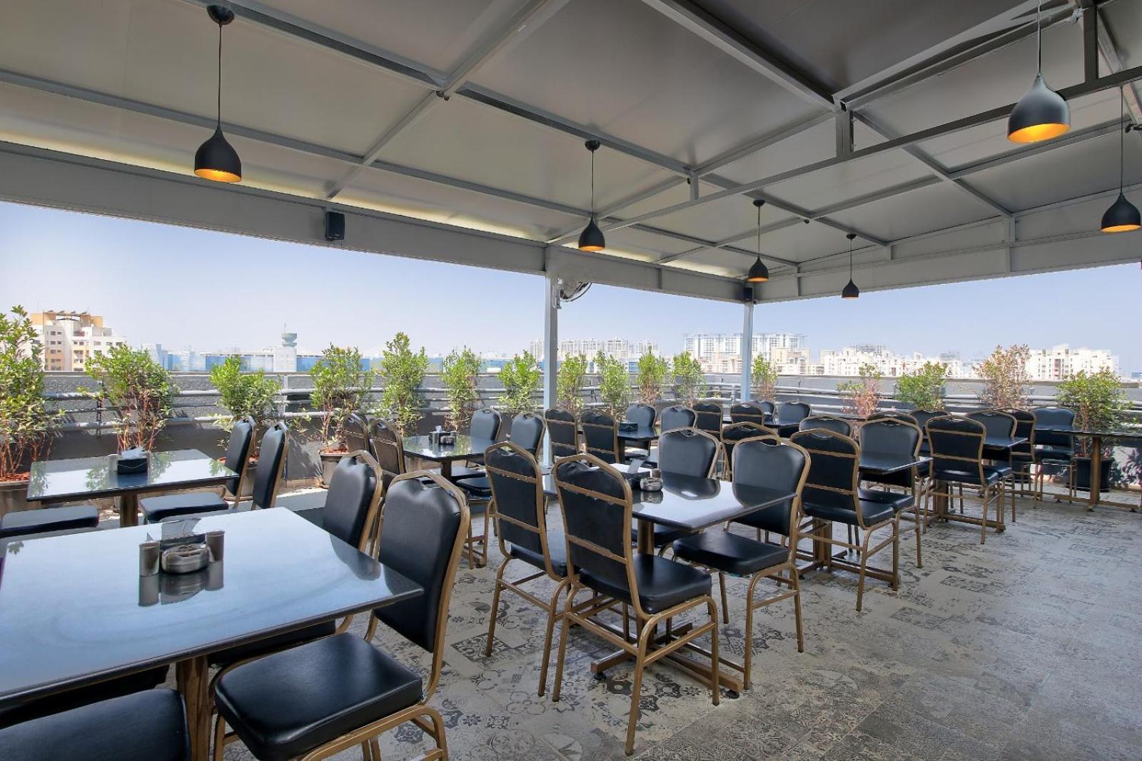 Magnus Fortune House Business Hotel , Magarpatta Mundhwa Exterior photo