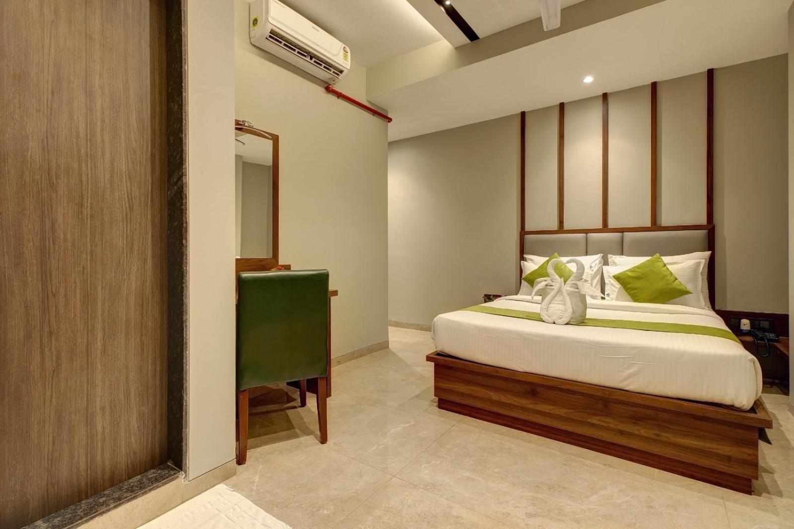 Magnus Fortune House Business Hotel , Magarpatta Mundhwa Exterior photo